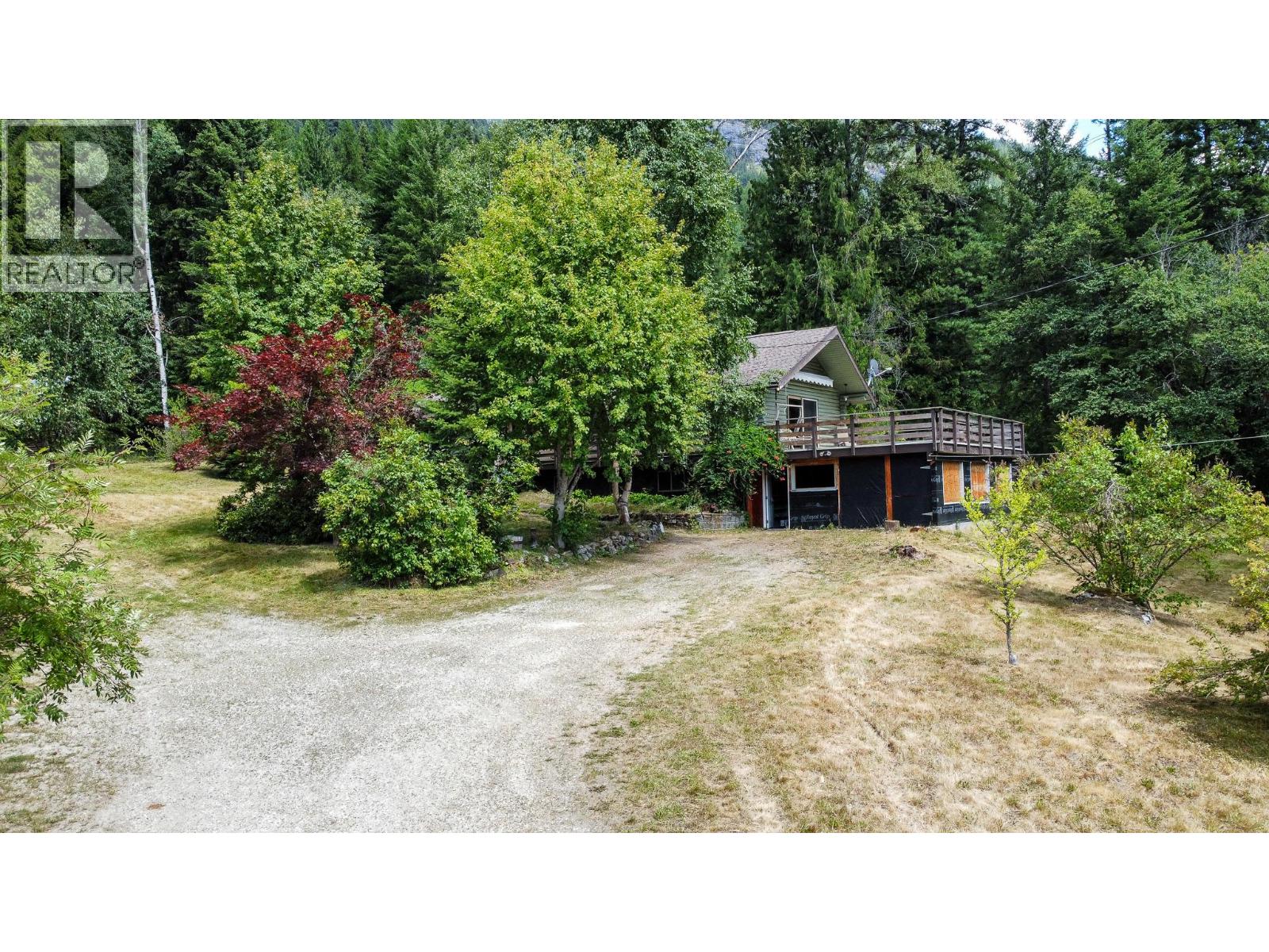 3026 Upper Slocan Park Road, Slocan Park, British Columbia  V0G 2E0 - Photo 4 - 10358195