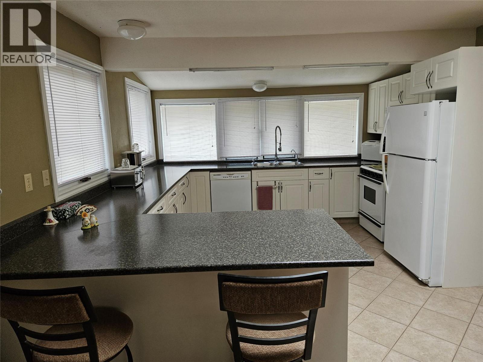 145 Mostyn Road, Arrow Park, British Columbia  V0G 1R1 - Photo 12 - 10358231