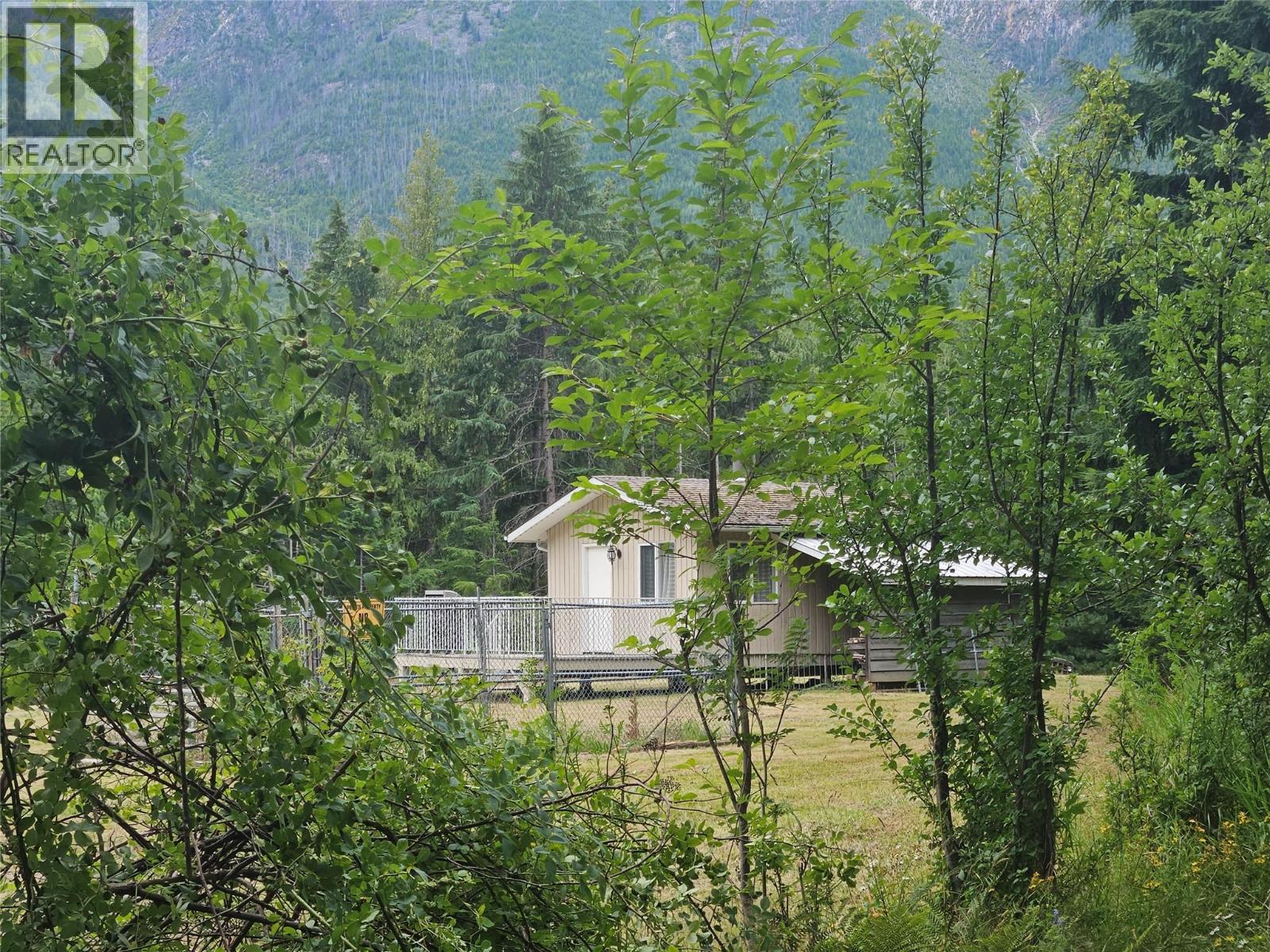 145 Mostyn Road, Arrow Park, British Columbia  V0G 1R1 - Photo 26 - 10358231