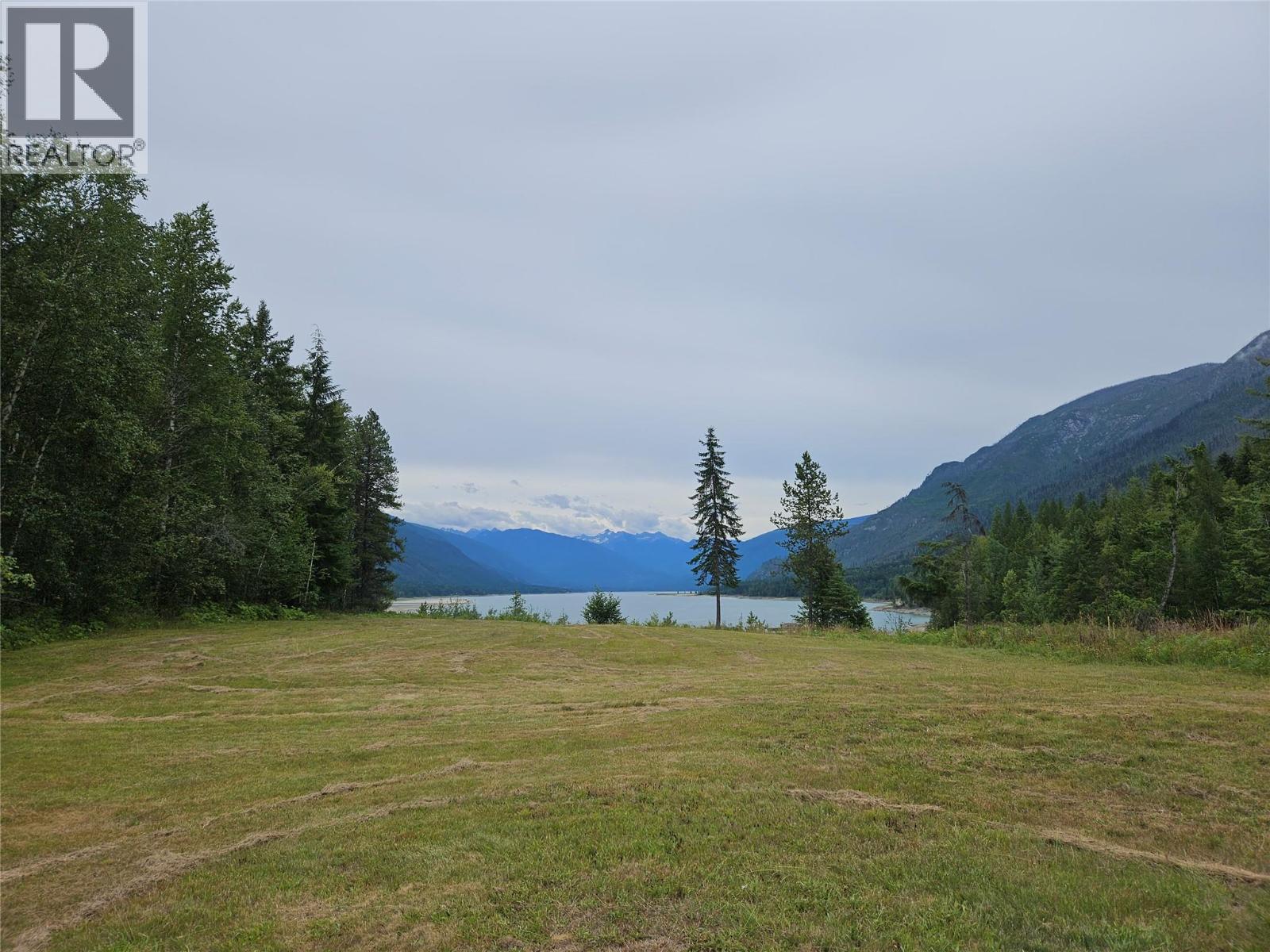 145 Mostyn Road, Arrow Park, British Columbia  V0G 1R1 - Photo 4 - 10358231
