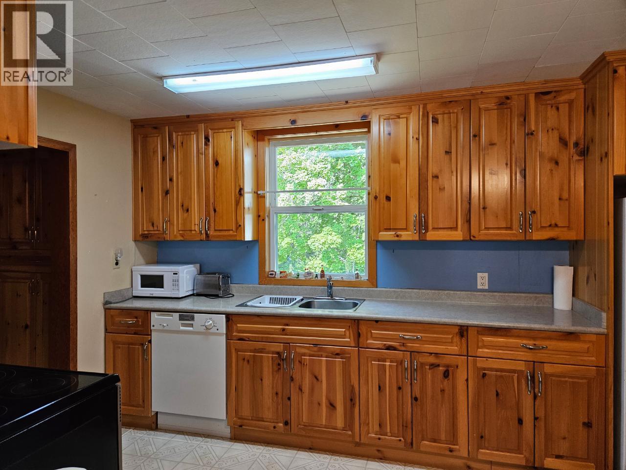 432 Alexander Road, Nakusp, British Columbia  V0G 1R1 - Photo 5 - 10358342