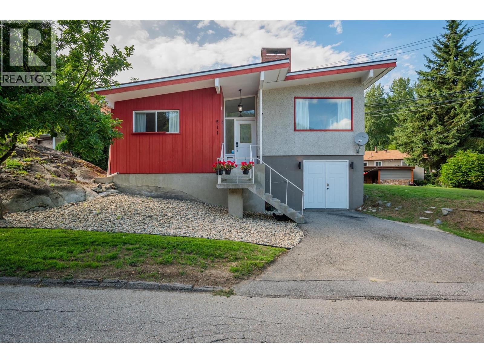 511 Forrest Drive, Warfield, British Columbia  V1R 2H3 - Photo 1 - 10358357
