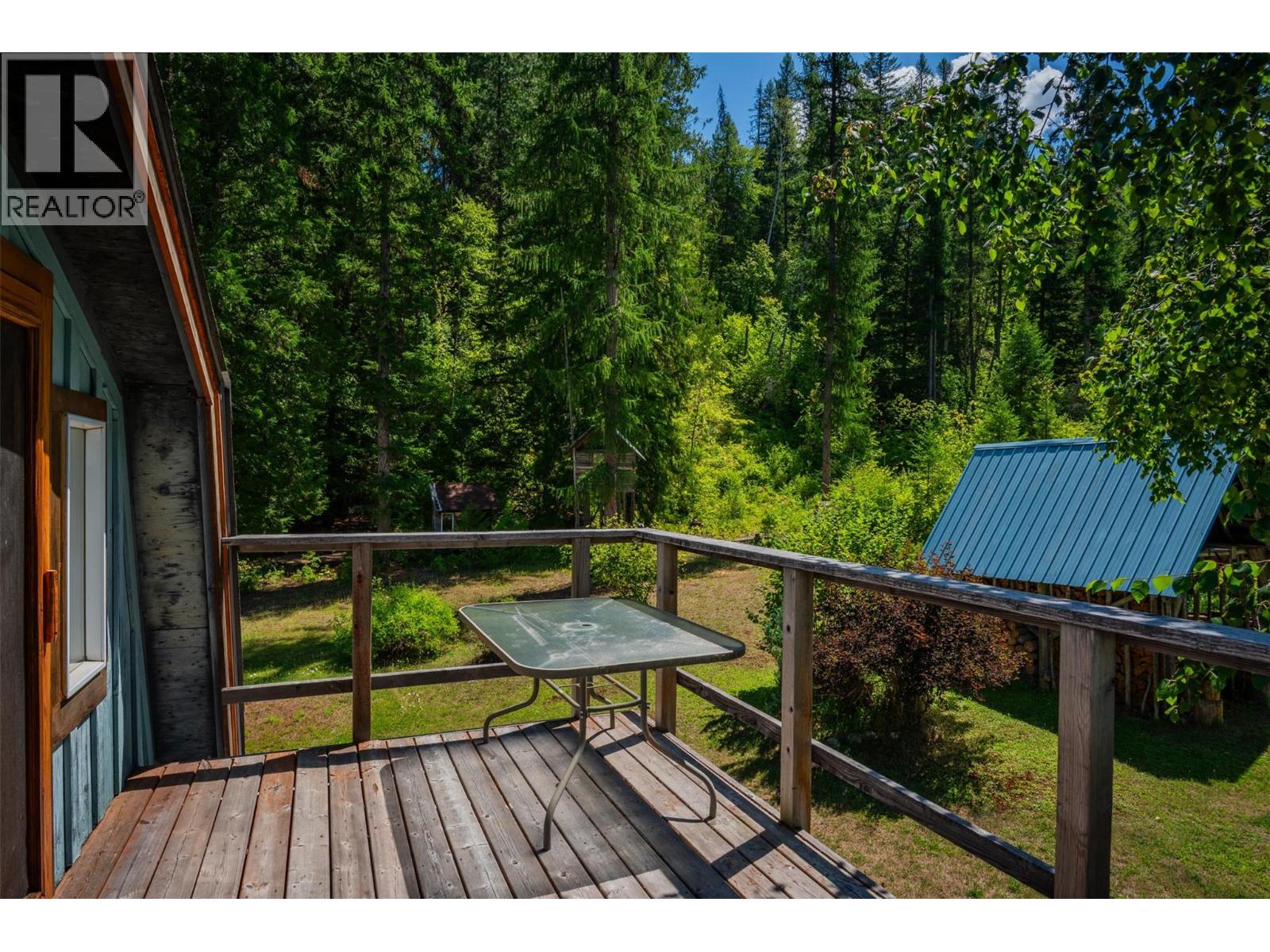 6042 Woodward Road, Winlaw, British Columbia  V0G 2G0 - Photo 33 - 10358191