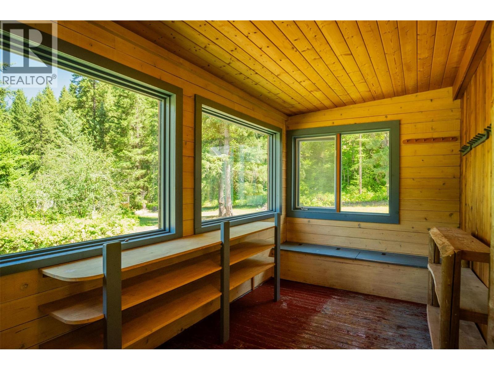 6042 Woodward Road, Winlaw, British Columbia  V0G 2G0 - Photo 39 - 10358191
