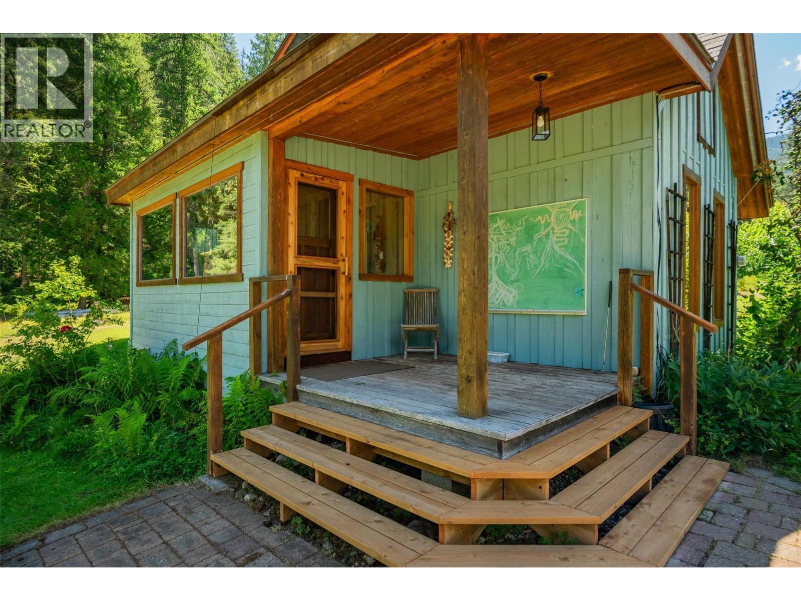 6042 Woodward Road, Winlaw, British Columbia  V0G 2G0 - Photo 41 - 10358191