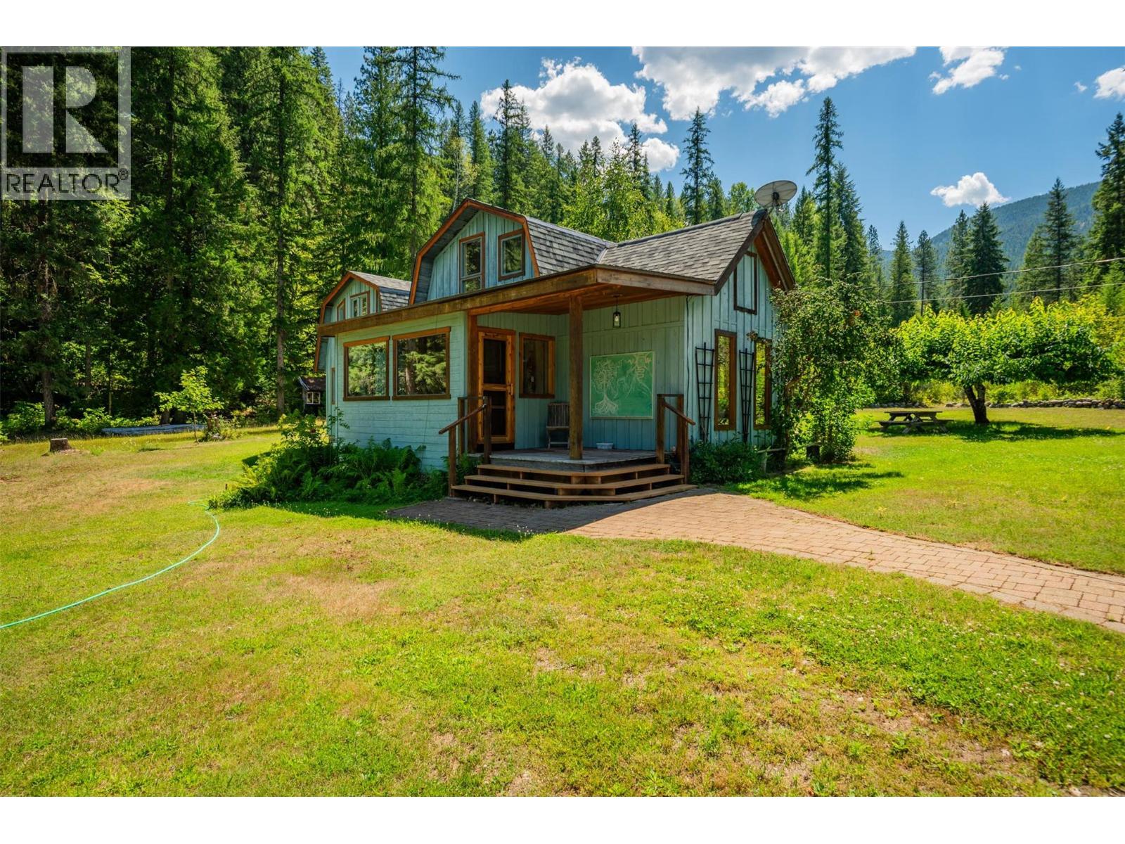 6042 Woodward Road, Winlaw, British Columbia  V0G 2G0 - Photo 42 - 10358191