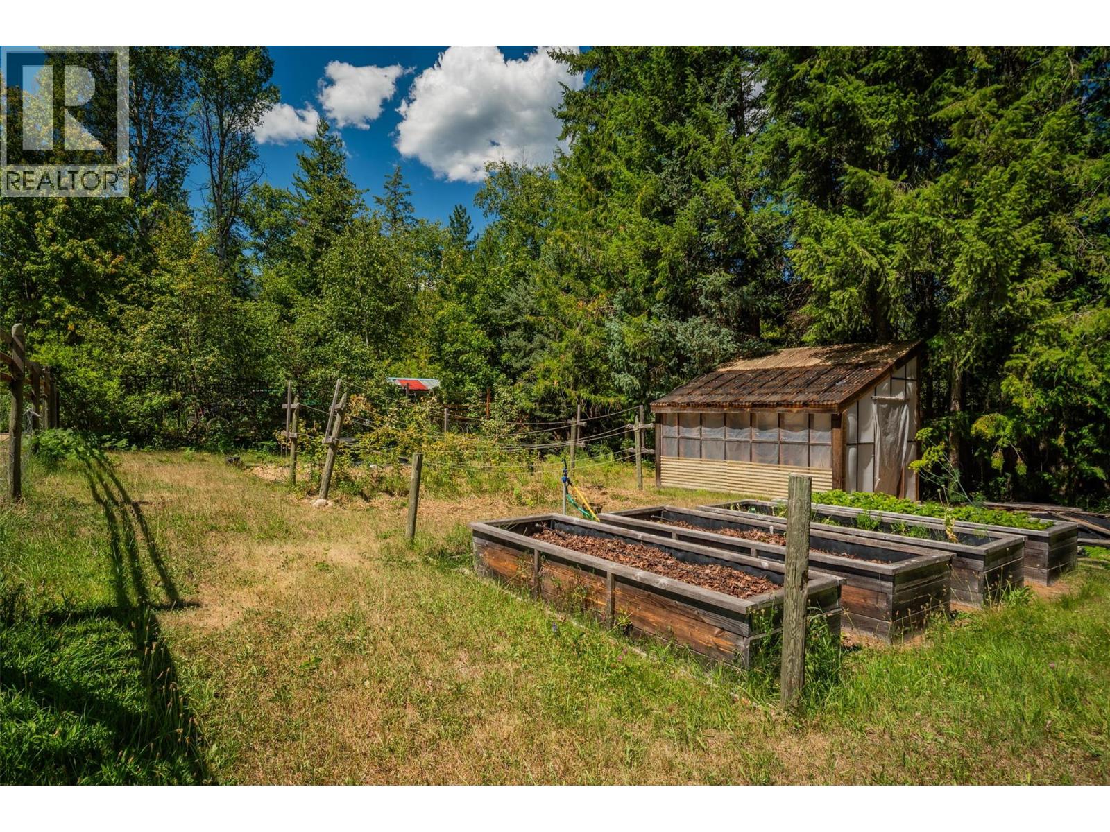 6042 Woodward Road, Winlaw, British Columbia  V0G 2G0 - Photo 44 - 10358191