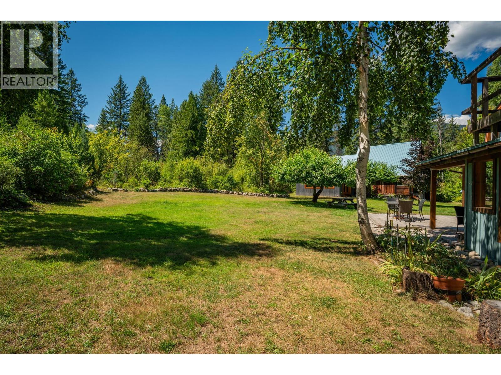 6042 Woodward Road, Winlaw, British Columbia  V0G 2G0 - Photo 72 - 10358191