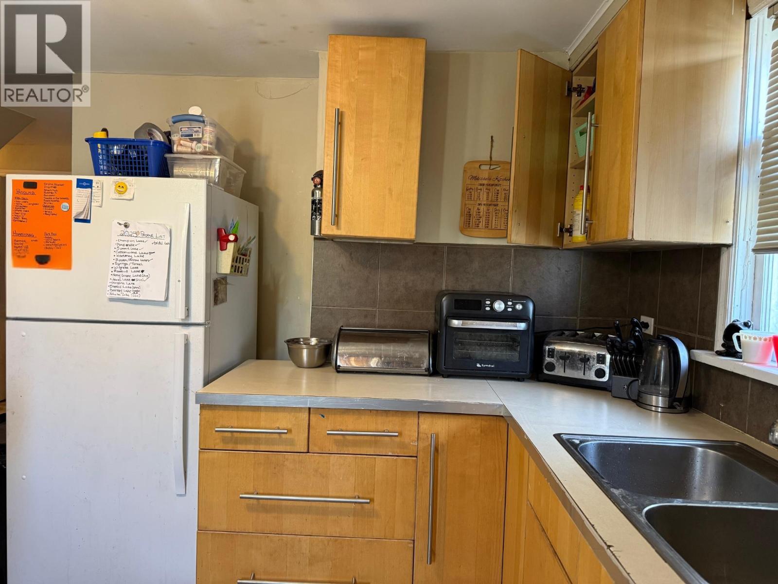 954 Glover Road, Trail, British Columbia  V1R 3J9 - Photo 11 - 10358165