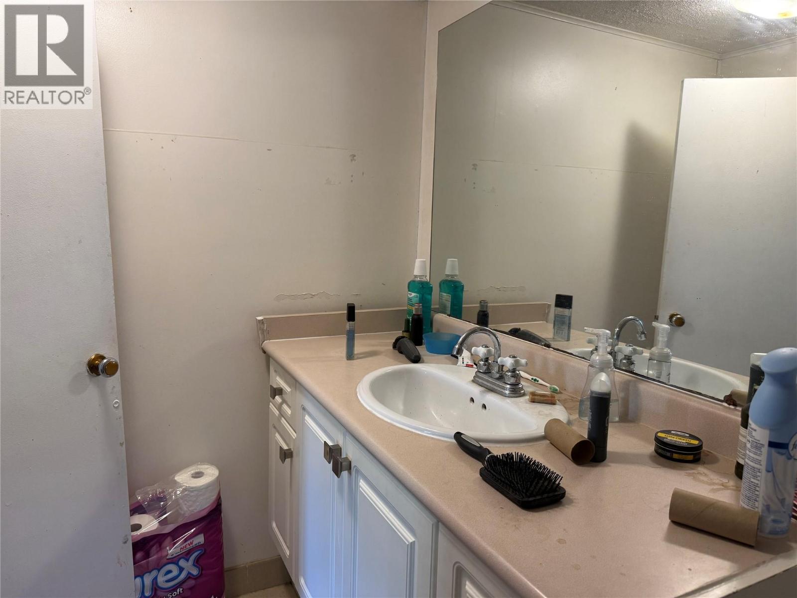 954 Glover Road, Trail, British Columbia  V1R 3J9 - Photo 35 - 10358165