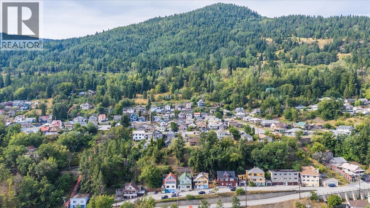 954 Glover Road, Trail, British Columbia  V1R 3J9 - Photo 41 - 10358165