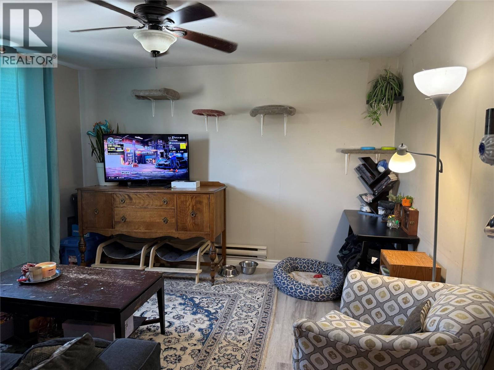 954 Glover Road, Trail, British Columbia  V1R 3J9 - Photo 6 - 10358165
