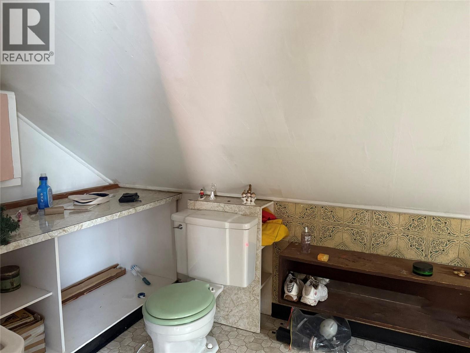 1990 Daniel Street, Trail, British Columbia  V1R 4G9 - Photo 15 - 10358154