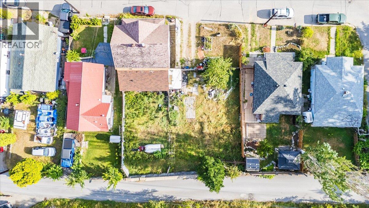 1990 Daniel Street, Trail, British Columbia  V1R 4G9 - Photo 6 - 10358154