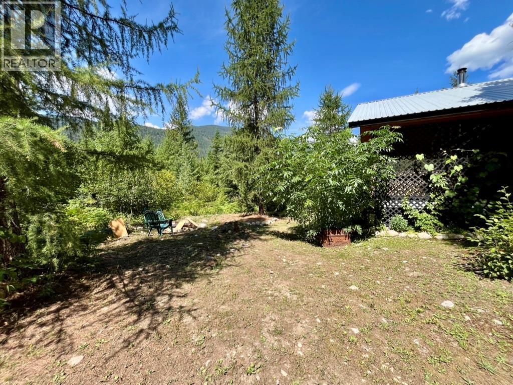 5940 Cedar Creek Road, Winlaw, British Columbia  V0G 2J0 - Photo 29 - 10358431