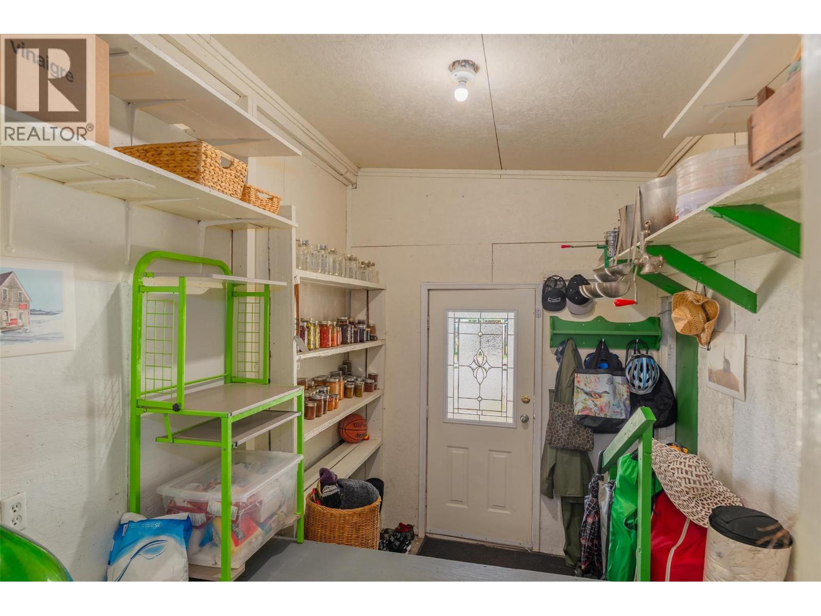 711 9th Avenue, New Denver, British Columbia  V0G 1S0 - Photo 31 - 10358216