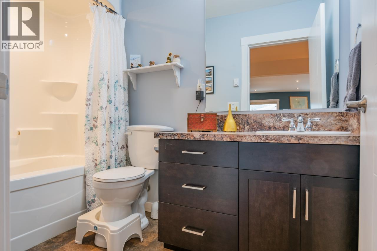 7150 Devito Drive, Trail, British Columbia  V1R 4W2 - Photo 32 - 10358419
