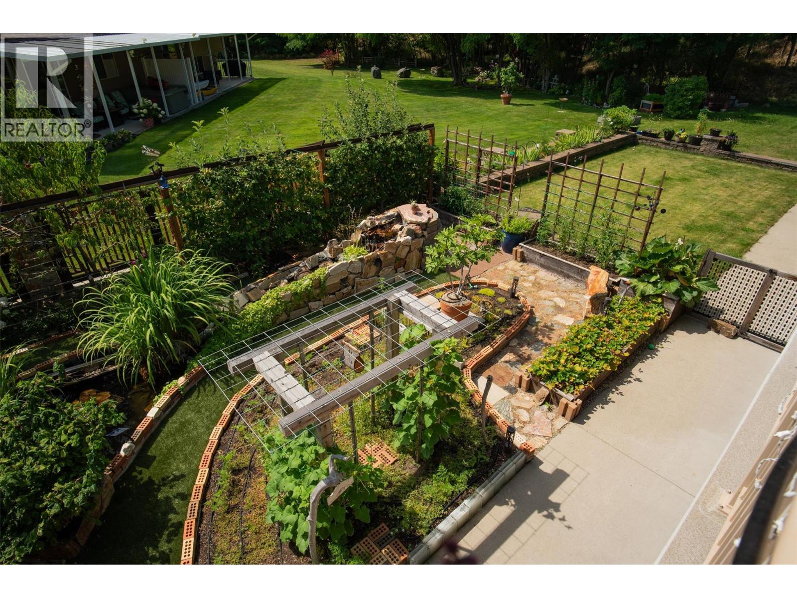 7150 Devito Drive, Trail, British Columbia  V1R 4W2 - Photo 49 - 10358419