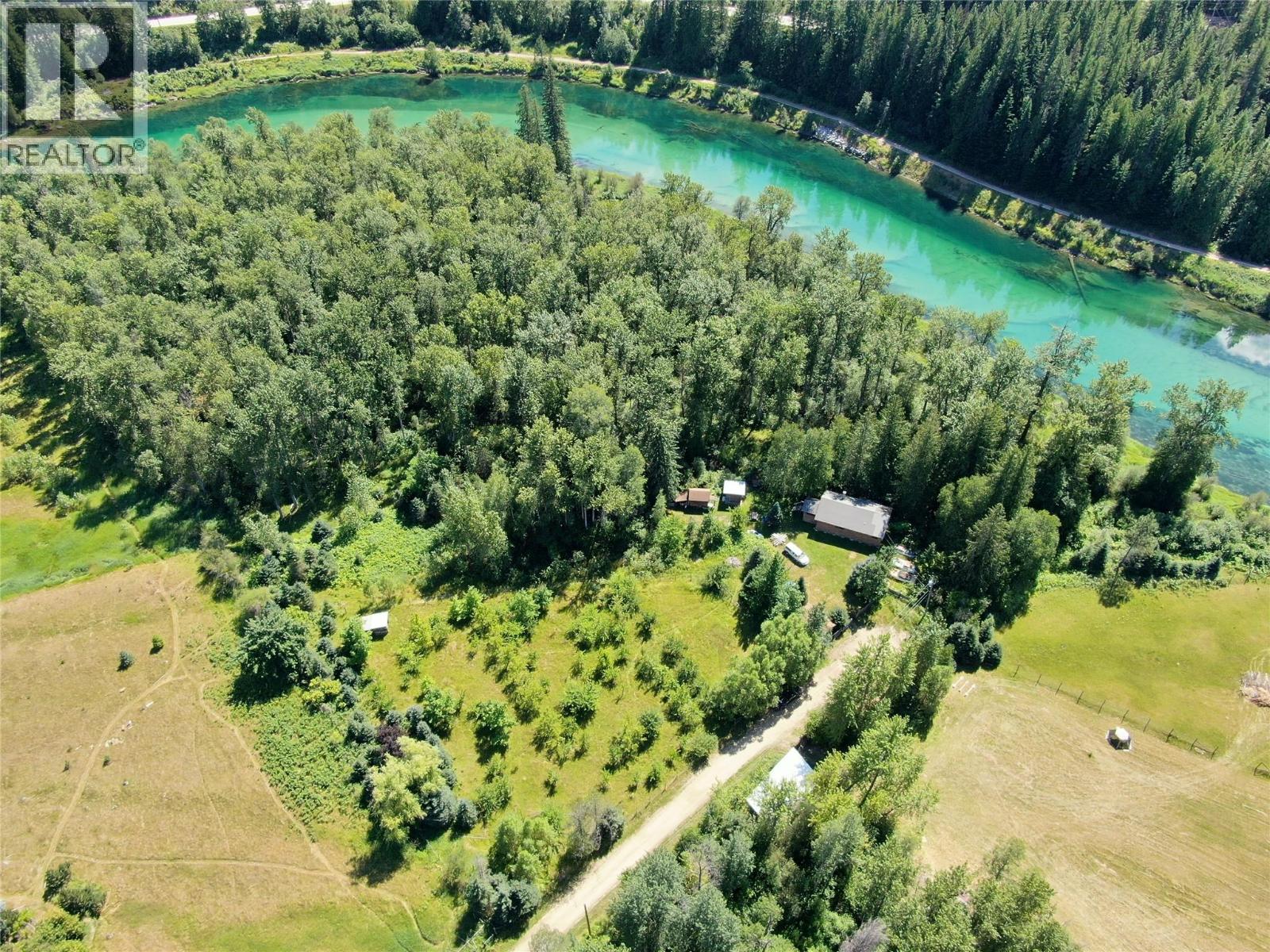 6268 Picard Road, Appledale, British Columbia  V0G 2J0 - Photo 1 - 10358538
