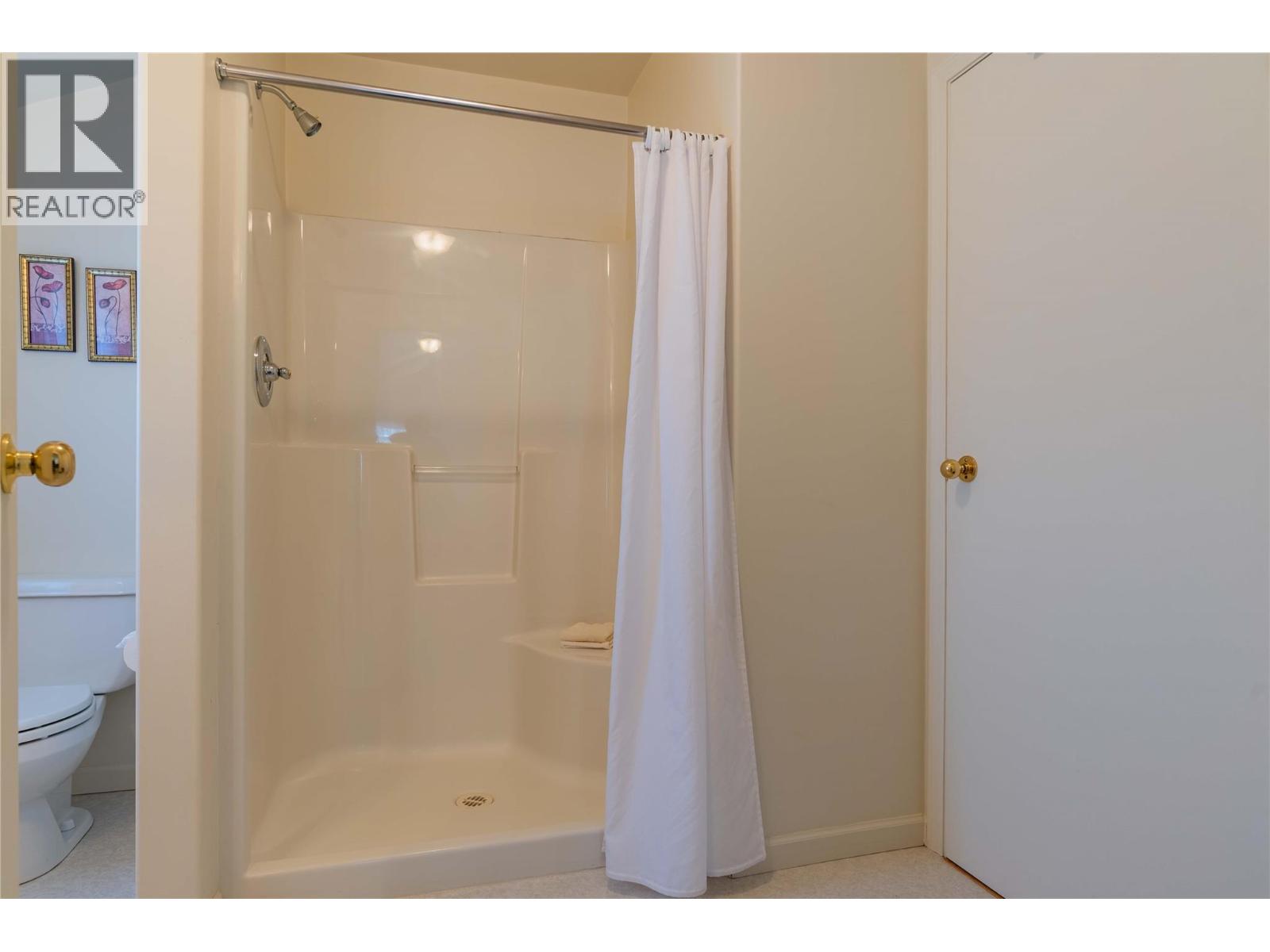 945 Thackeray Street, Warfield, British Columbia  V1R 2C3 - Photo 33 - 10358730