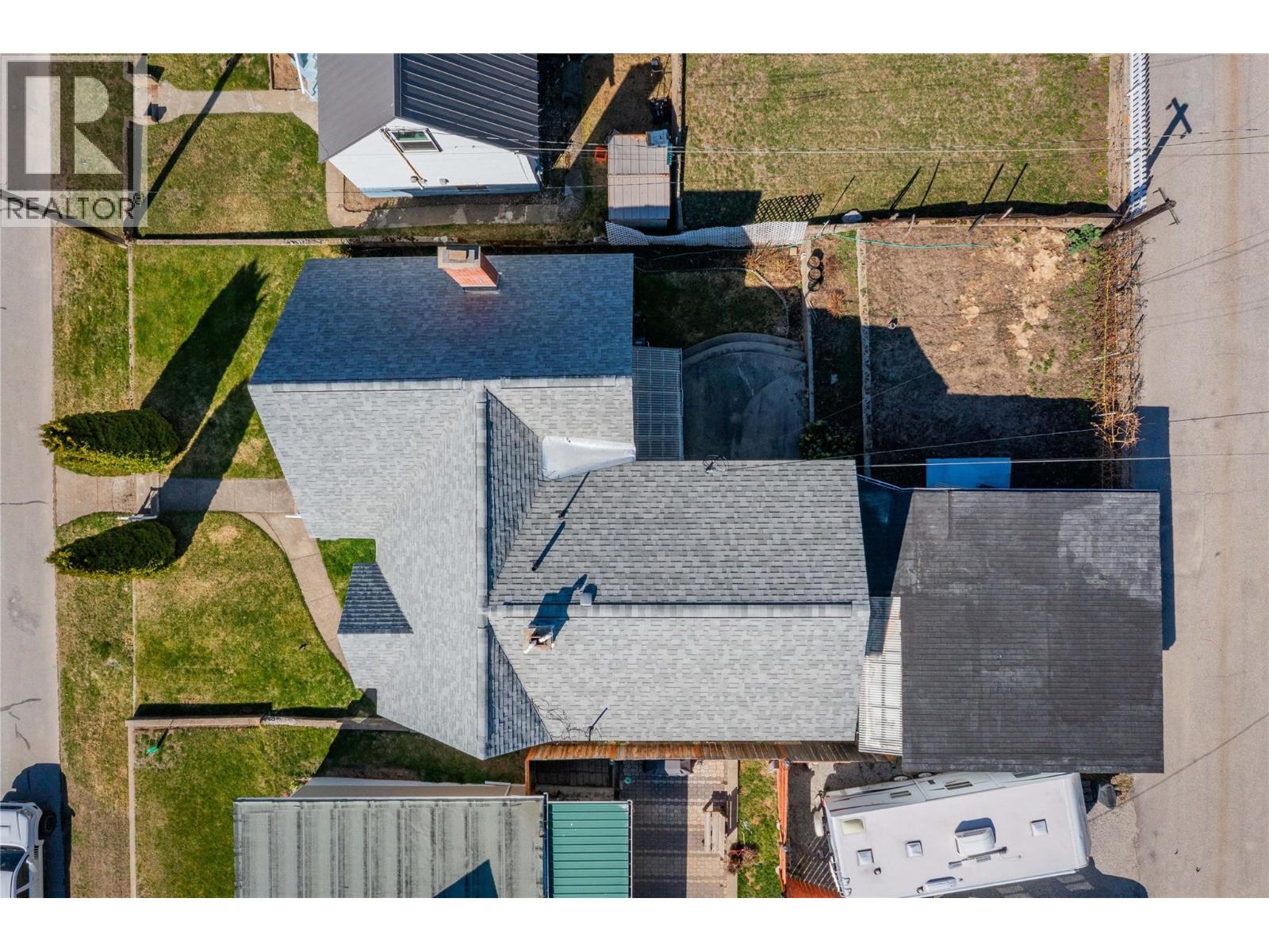 945 Thackeray Street, Warfield, British Columbia  V1R 2C3 - Photo 52 - 10358730