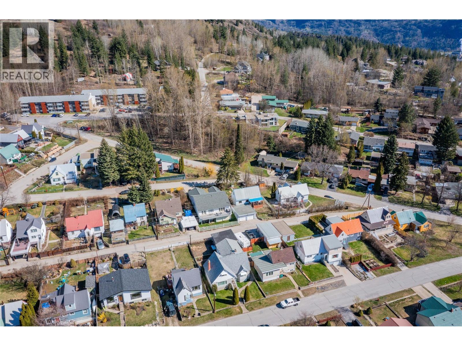 945 Thackeray Street, Warfield, British Columbia  V1R 2C3 - Photo 54 - 10358730