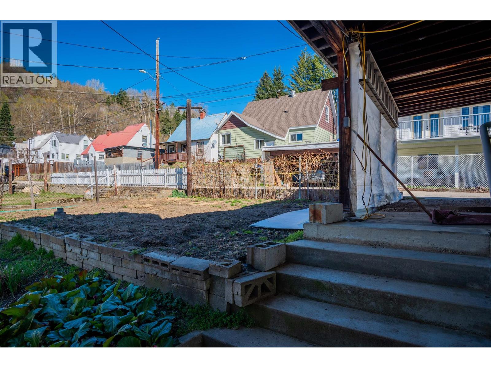 945 Thackeray Street, Warfield, British Columbia  V1R 2C3 - Photo 60 - 10358730