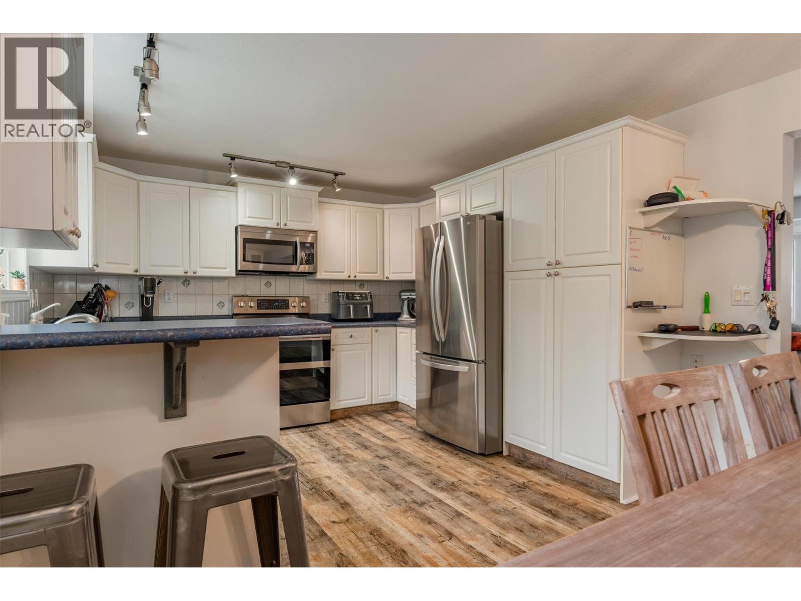 705 8th Avenue, Montrose, British Columbia  V0G 1P0 - Photo 10 - 10358762