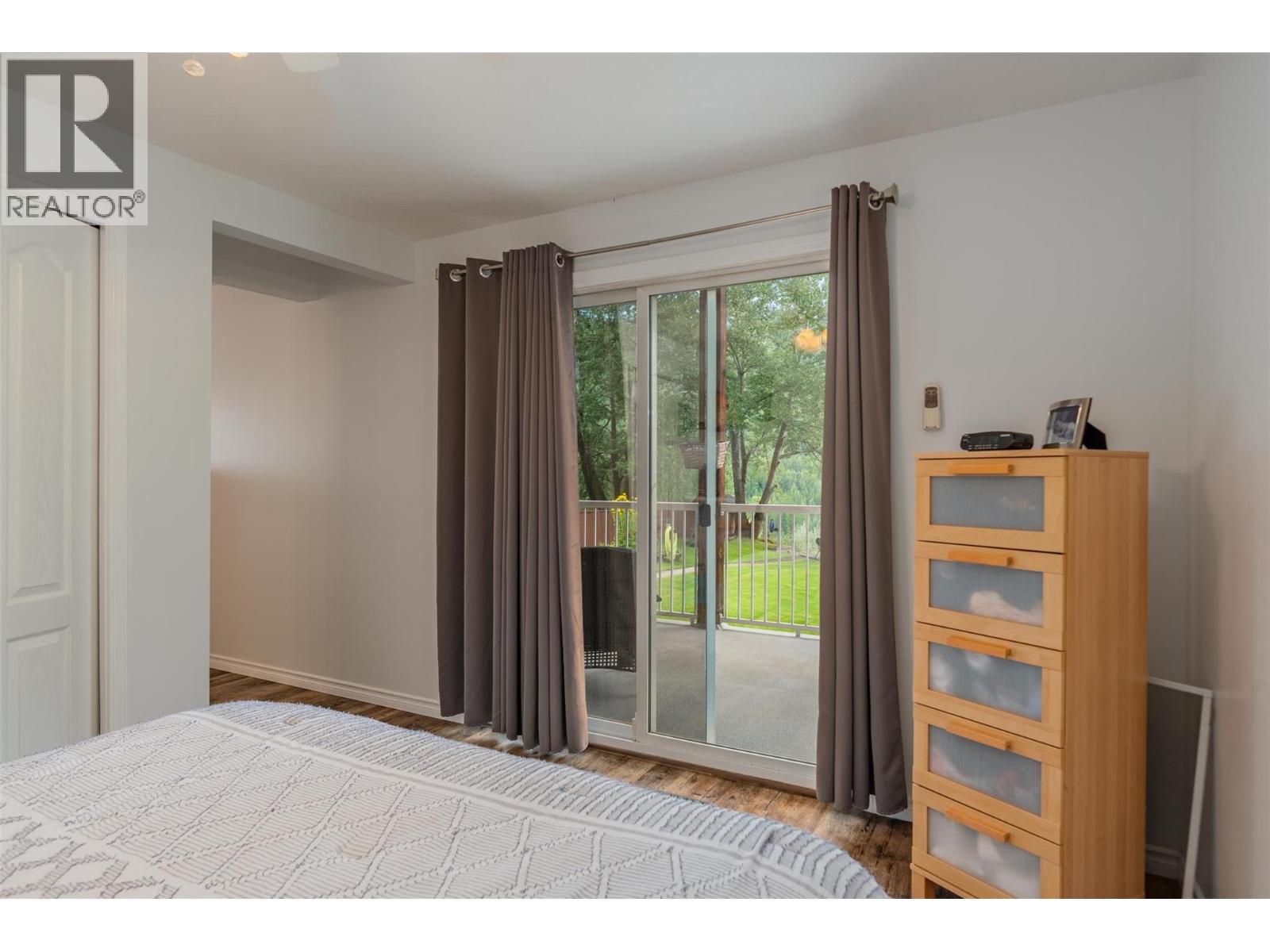 705 8th Avenue, Montrose, British Columbia  V0G 1P0 - Photo 14 - 10358762