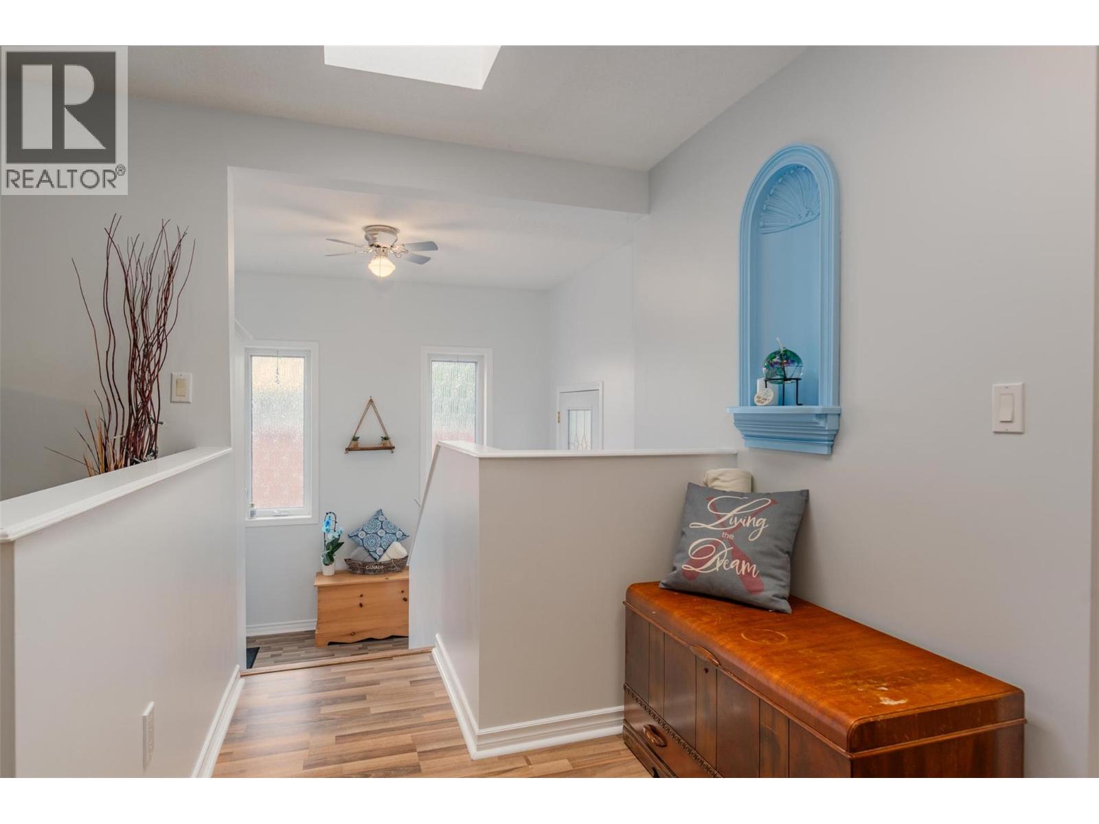 705 8th Avenue, Montrose, British Columbia  V0G 1P0 - Photo 17 - 10358762