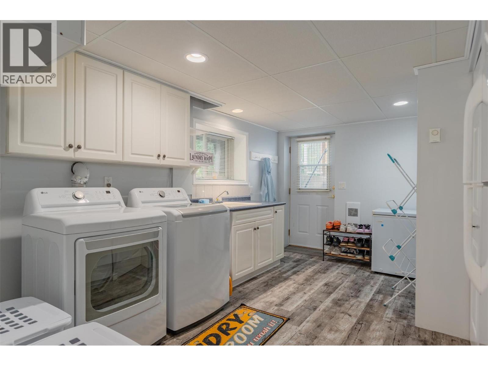 705 8th Avenue, Montrose, British Columbia  V0G 1P0 - Photo 28 - 10358762