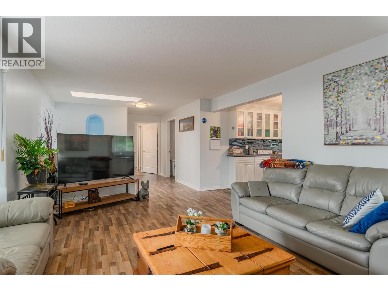 705 8th Avenue, Montrose, British Columbia  V0G 1P0 - Photo 6 - 10358762