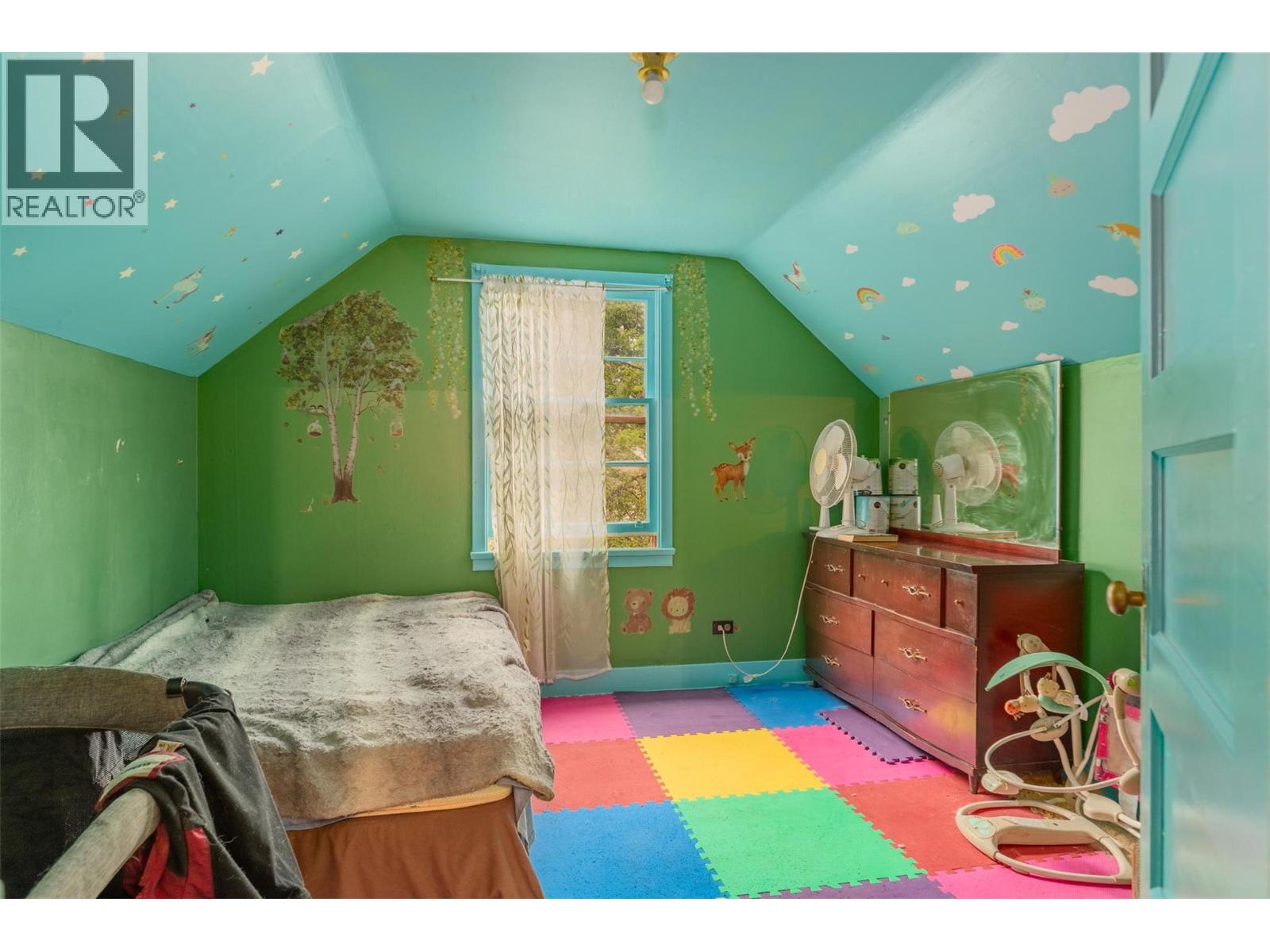 2150 Thompson Avenue, Rossland, British Columbia  V0G 1Y0 - Photo 14 - 10358822