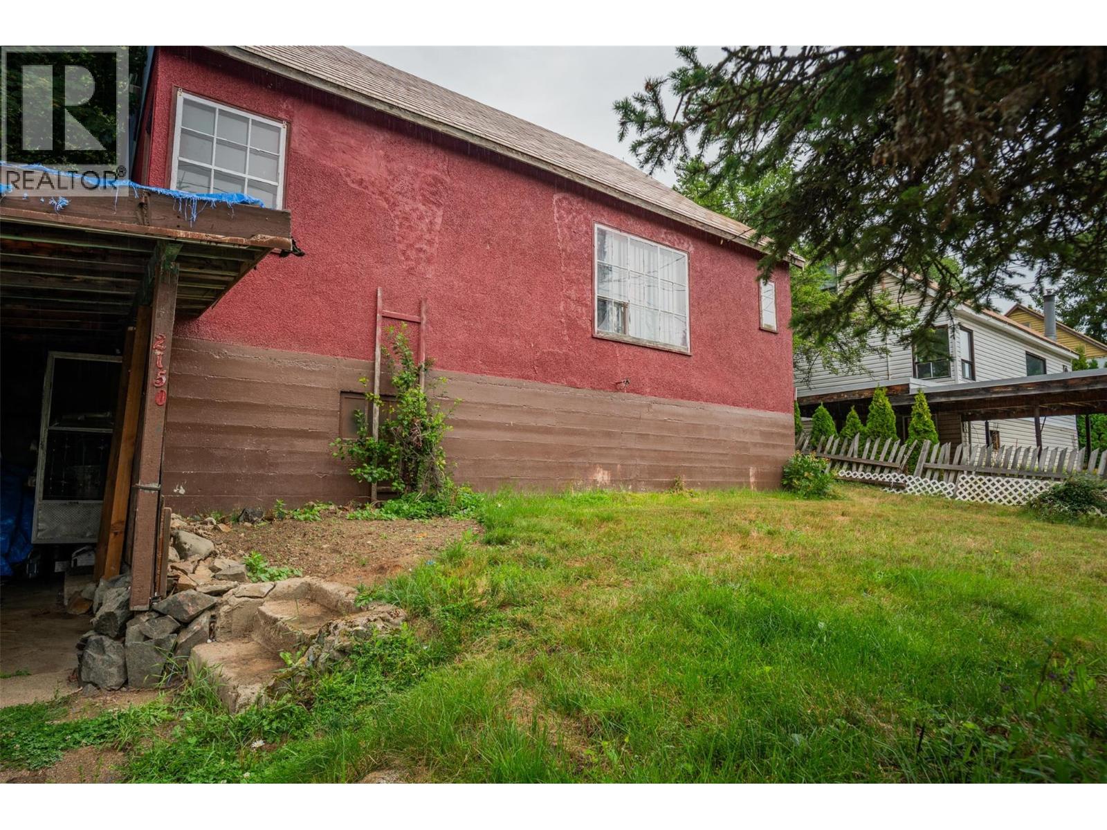 2150 Thompson Avenue, Rossland, British Columbia  V0G 1Y0 - Photo 28 - 10358822