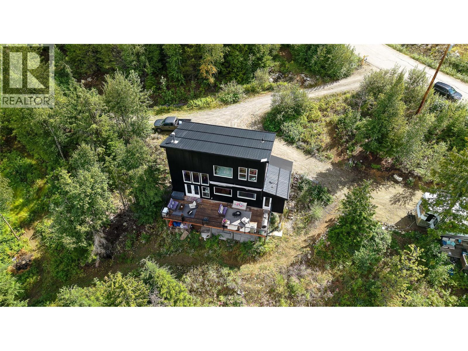 300 Richie Road, Rossland, British Columbia  V0G 1Y0 - Photo 22 - 10358505