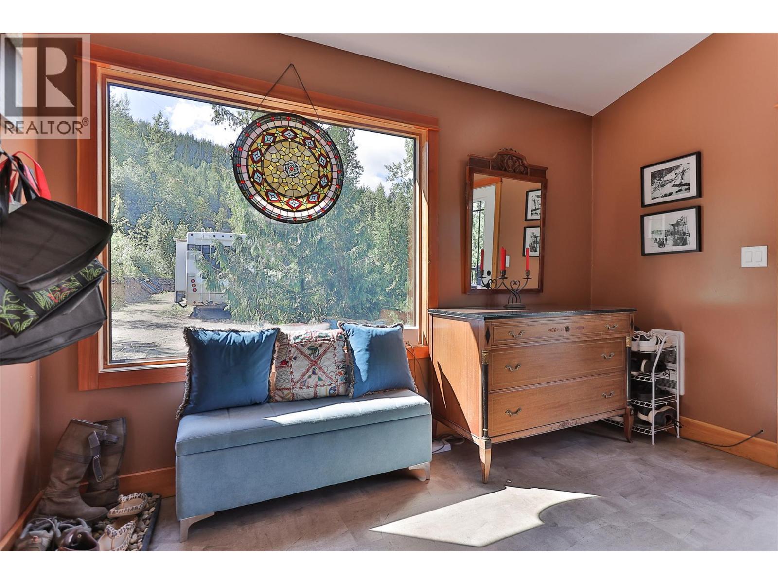 300 Richie Road, Rossland, British Columbia  V0G 1Y0 - Photo 25 - 10358505