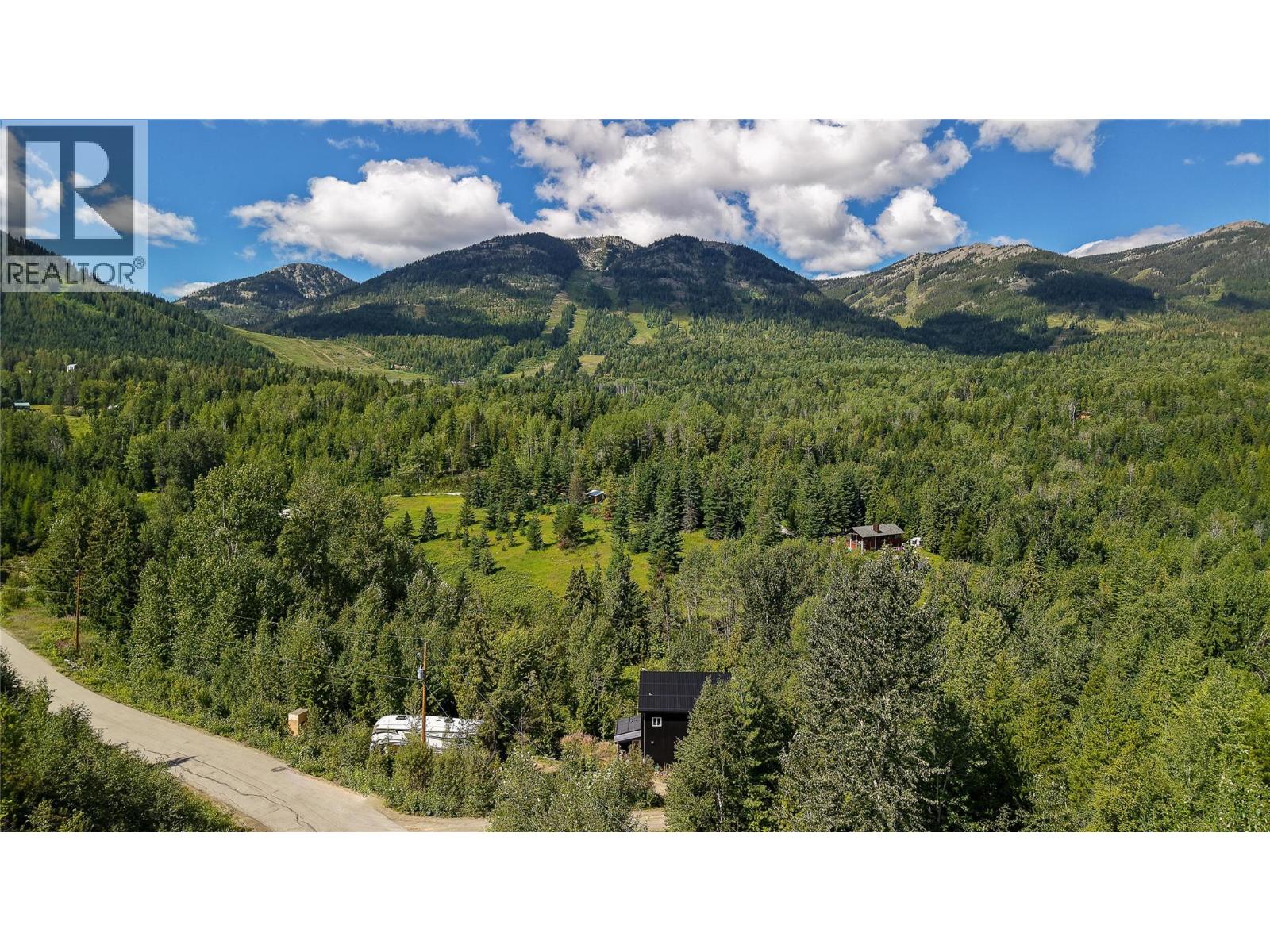 300 Richie Road, Rossland, British Columbia  V0G 1Y0 - Photo 5 - 10358505