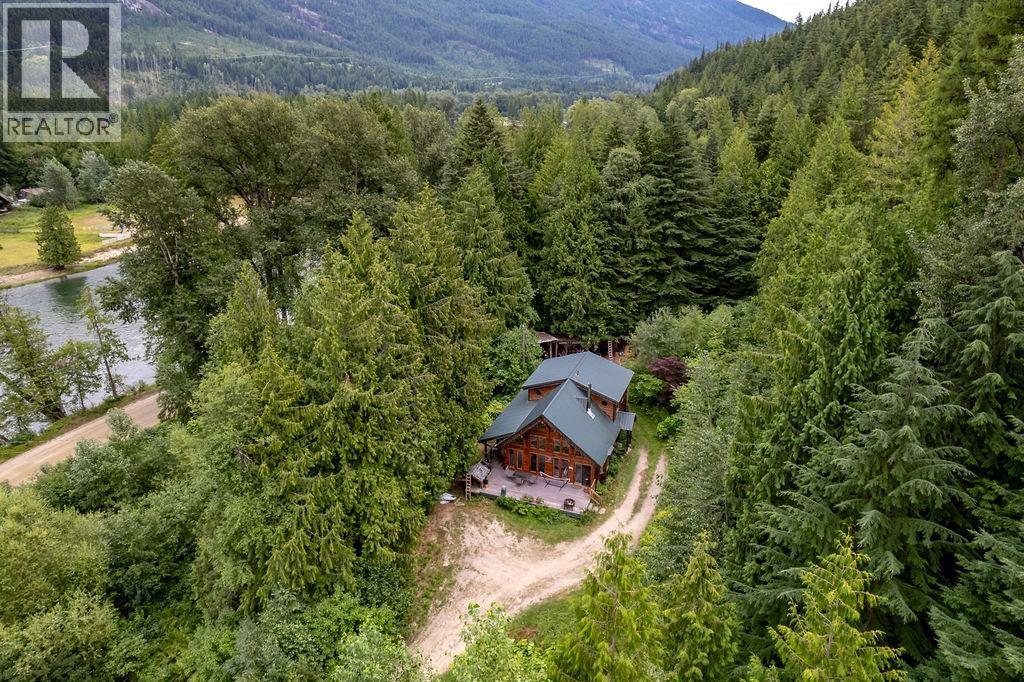 2987 Slocan Valley Road W Road, Slocan Park, British Columbia  V0G 2E0 - Photo 3 - 10357590