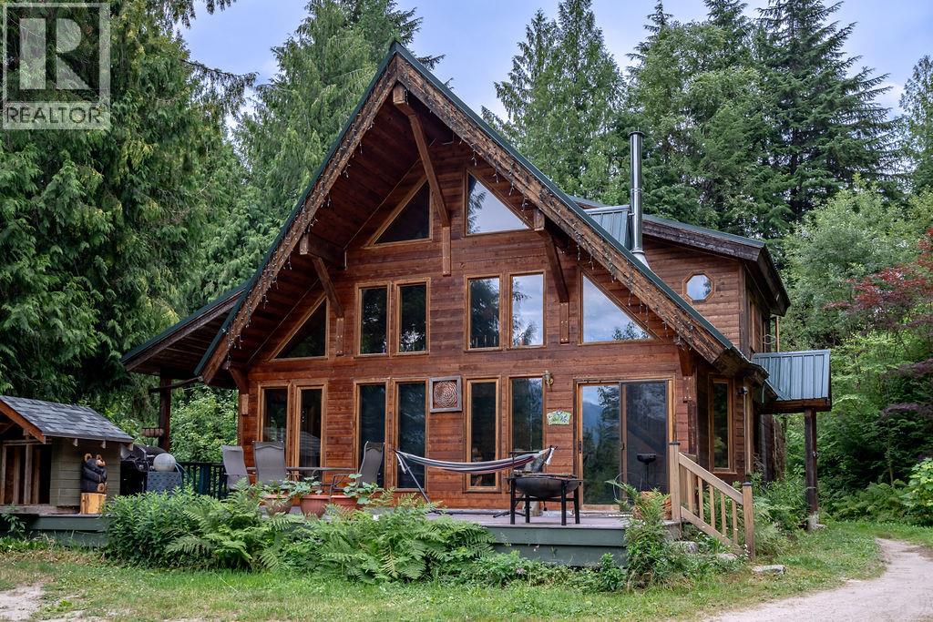 2987 Slocan Valley Road W Road, Slocan Park, British Columbia  V0G 2E0 - Photo 6 - 10357590