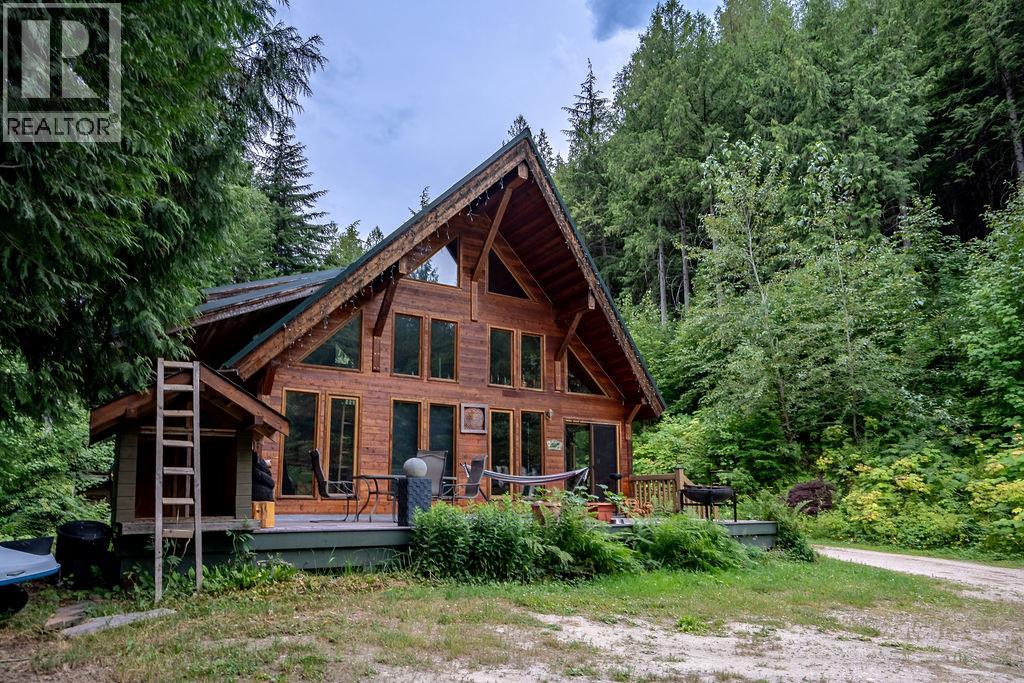 2987 Slocan Valley Road W Road, Slocan Park, British Columbia  V0G 2E0 - Photo 7 - 10357590