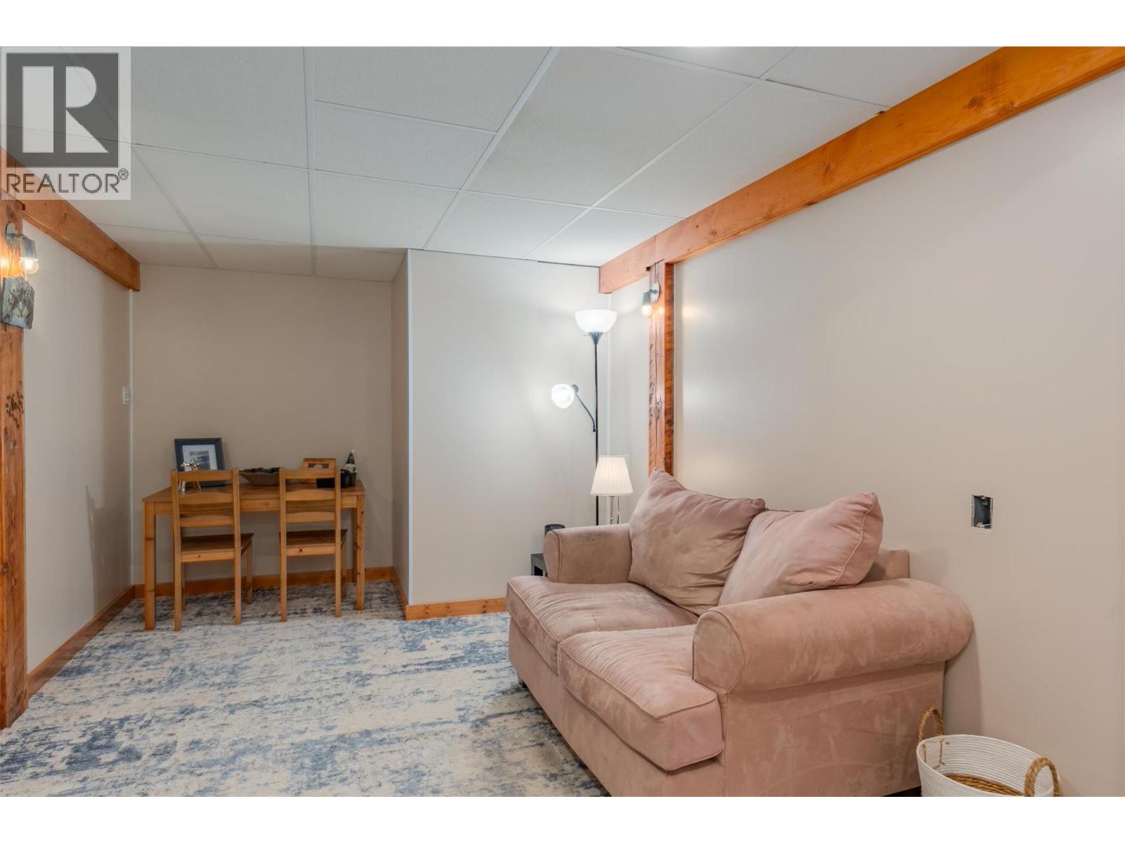 2004 Old Salmo Road, Fruitvale, British Columbia  V0G 1L1 - Photo 30 - 10358878