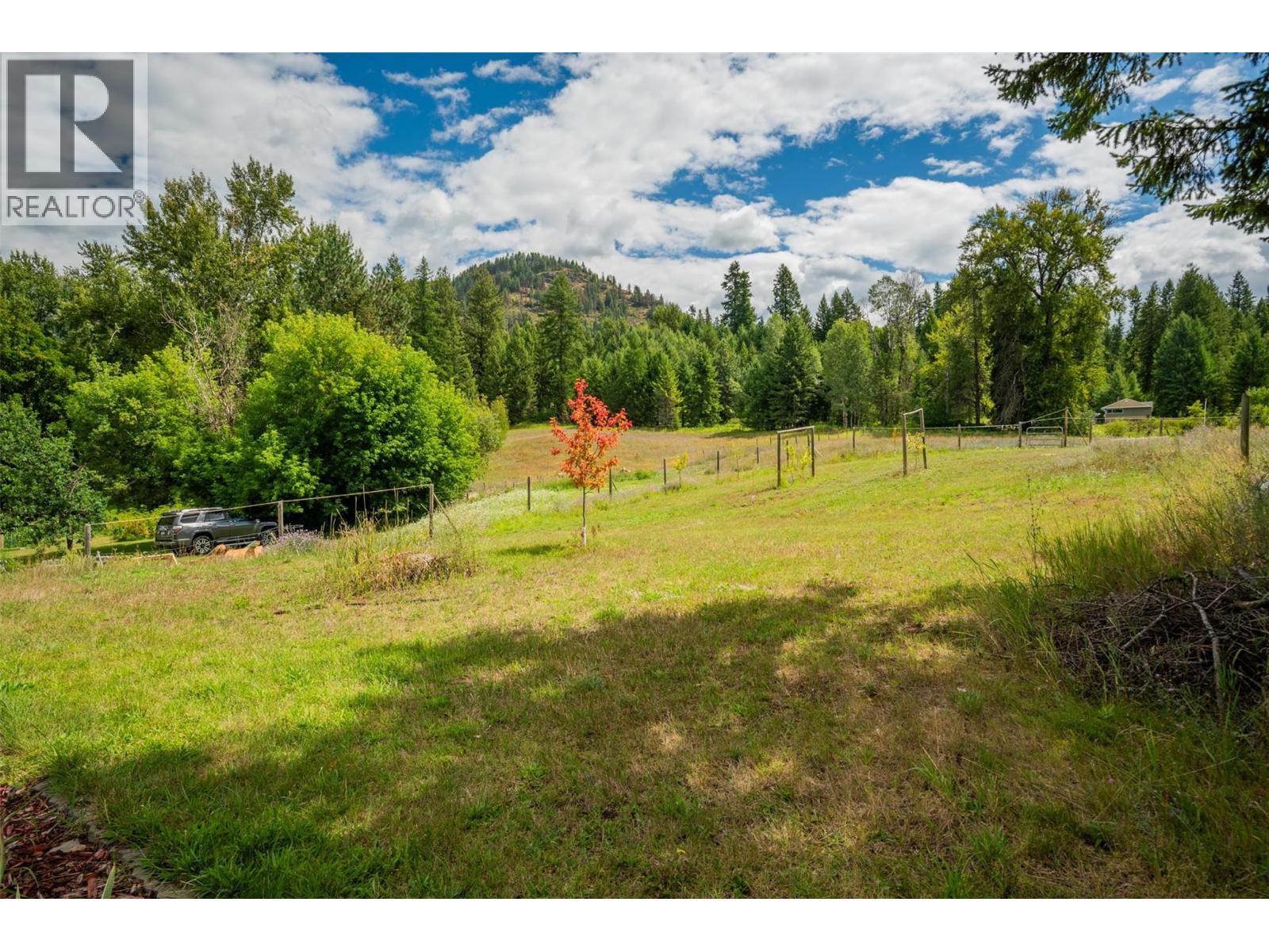2004 Old Salmo Road, Fruitvale, British Columbia  V0G 1L1 - Photo 72 - 10358878