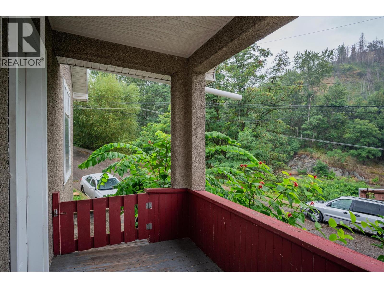132 Reservoir Road, Trail, British Columbia  V1R 3R9 - Photo 27 - 10359022