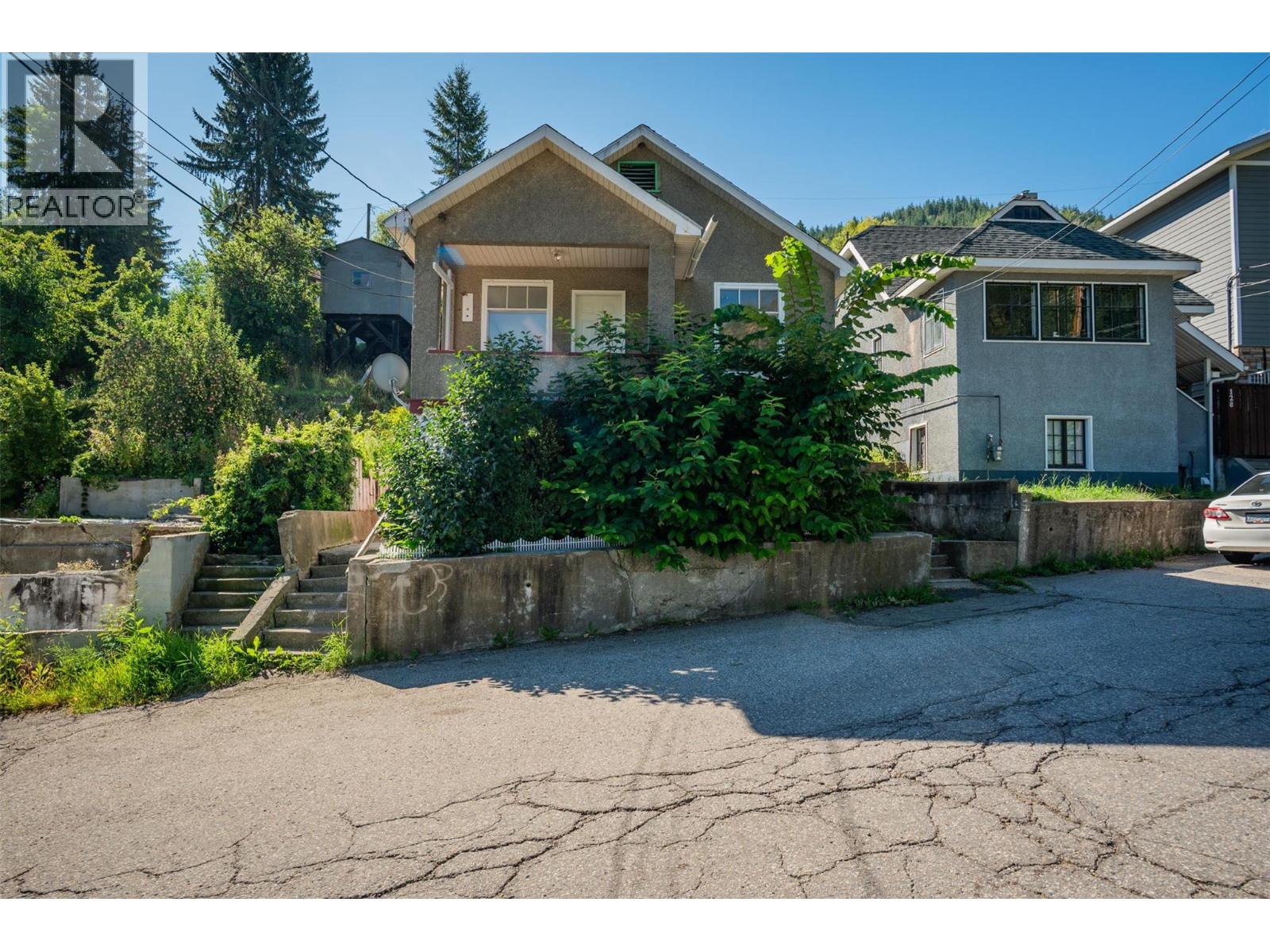132 Reservoir Road, Trail, British Columbia  V1R 3R9 - Photo 39 - 10359022