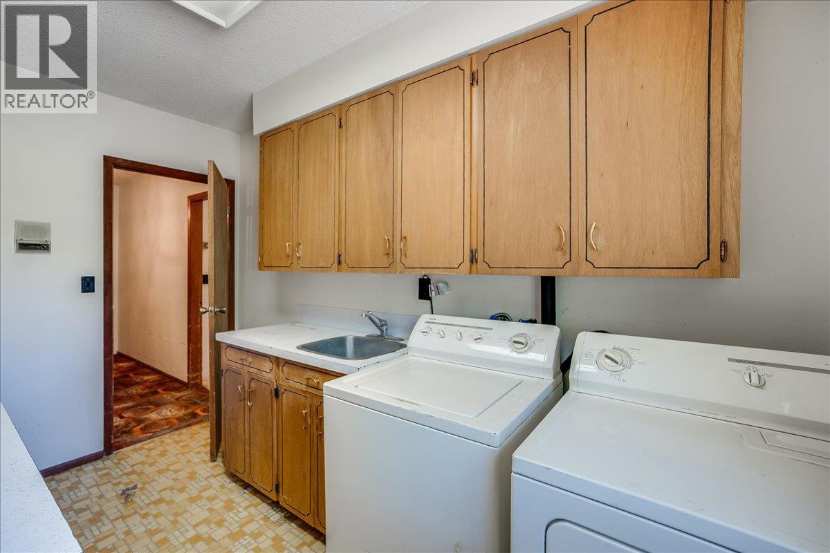 7691 Balfour Wharf Road, Balfour, British Columbia  V0G 1C0 - Photo 34 - 10359320