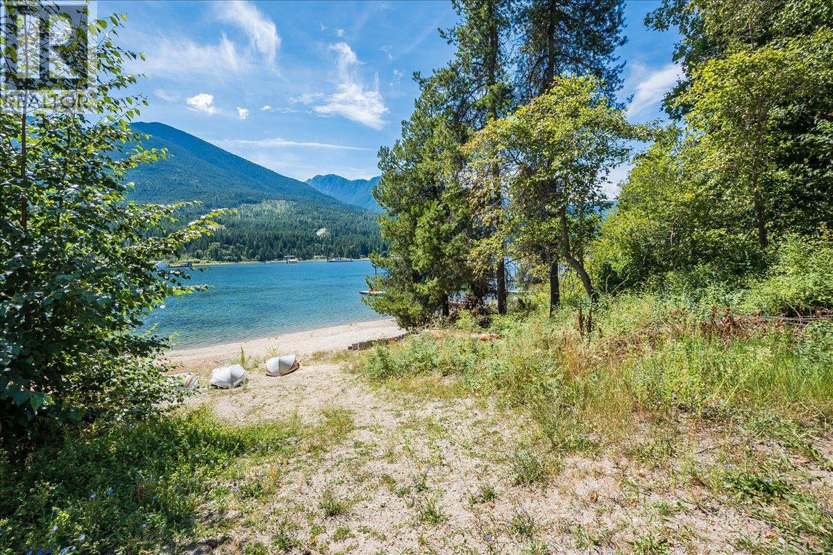 7691 Balfour Wharf Road, Balfour, British Columbia  V0G 1C0 - Photo 8 - 10359320