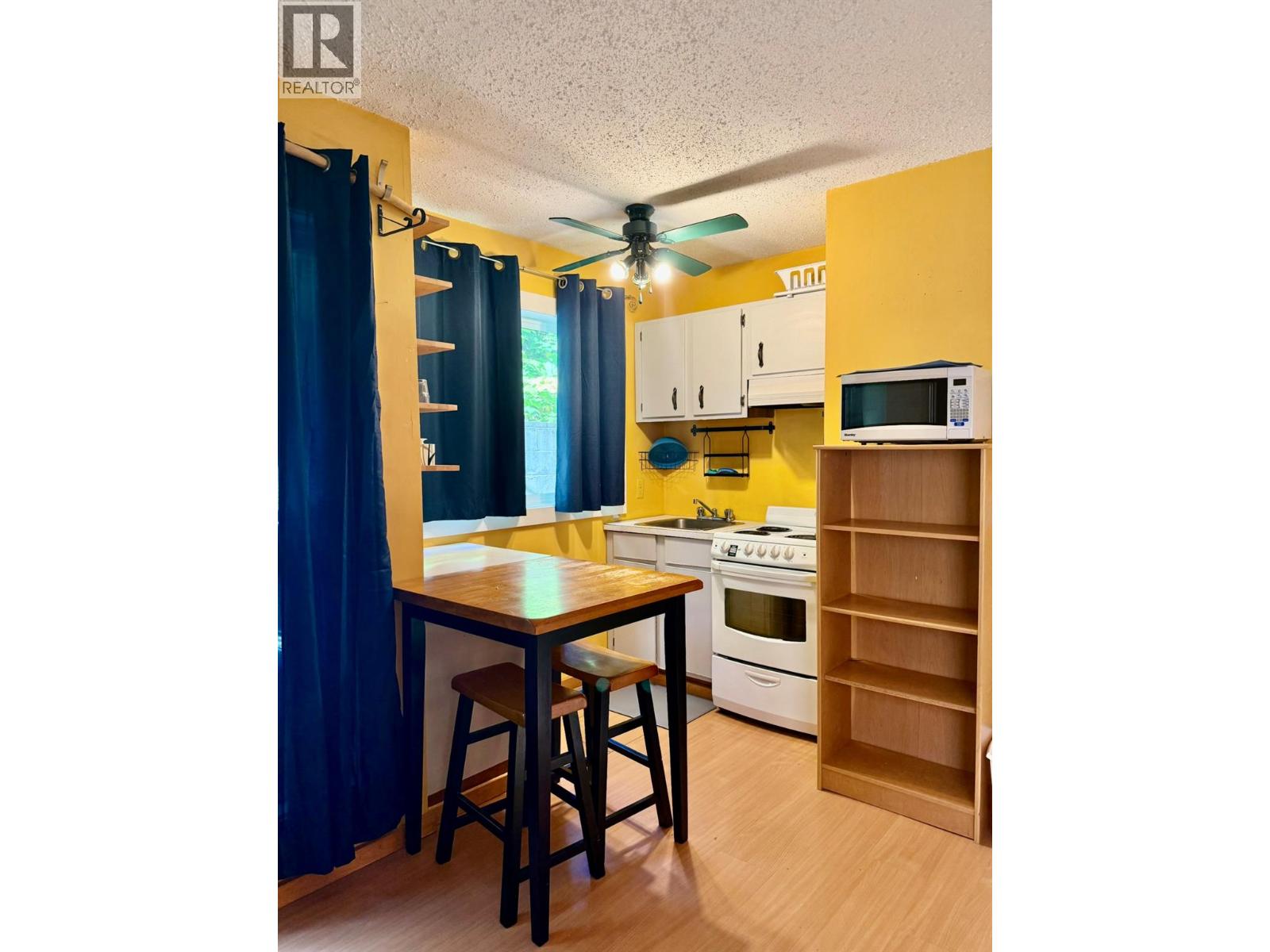 1611 Nickleplate Road Unit# 206, Rossland, British Columbia  V0G 1Y0 - Photo 4 - 10358891