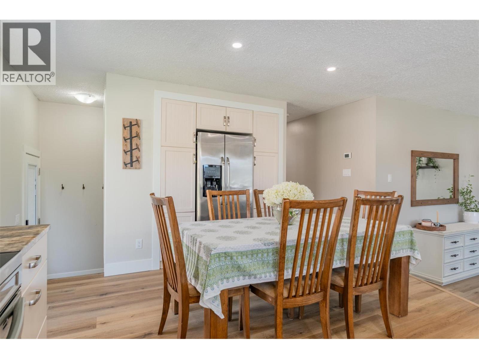 100 Birch Avenue, Fruitvale, British Columbia  V0G 1L0 - Photo 11 - 10359470
