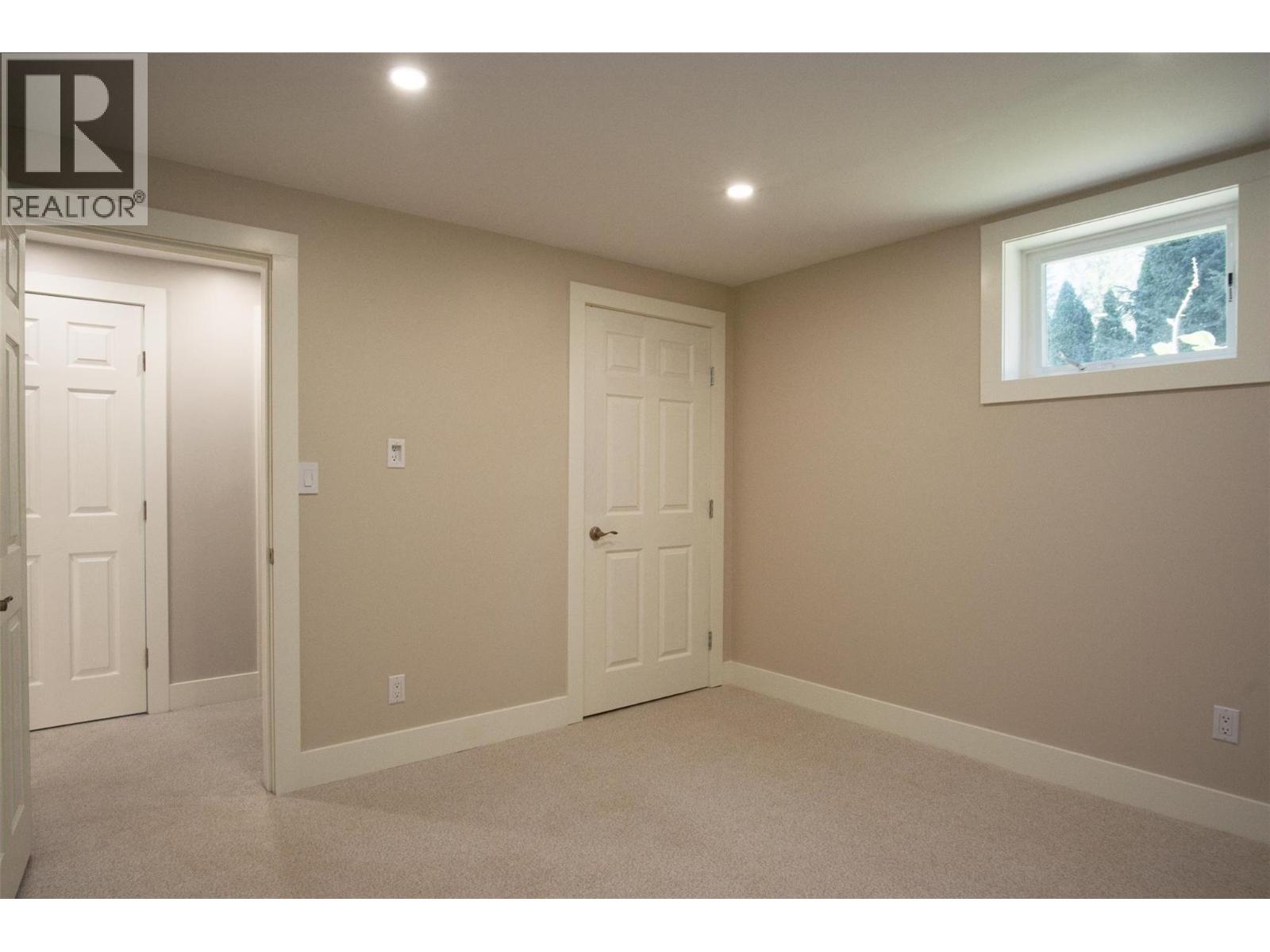 100 Birch Avenue, Fruitvale, British Columbia  V0G 1L0 - Photo 34 - 10359470
