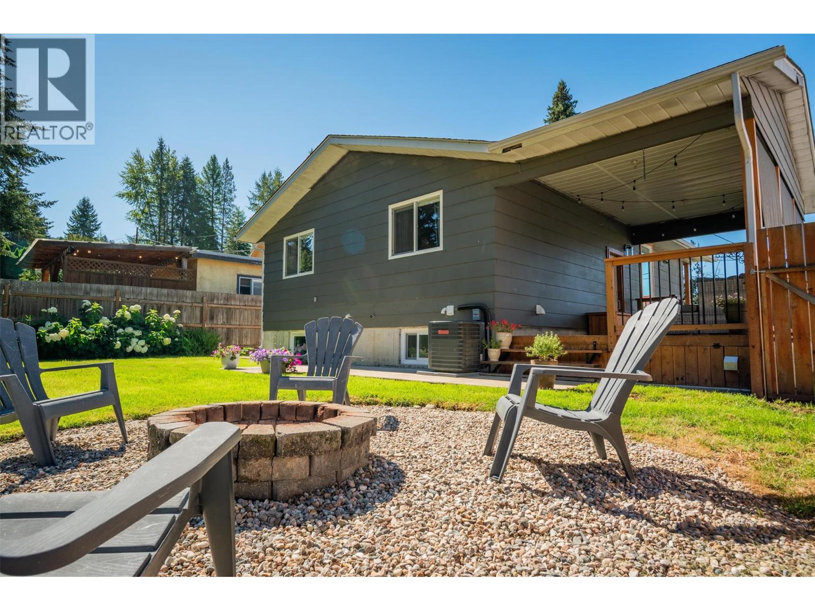 100 Birch Avenue, Fruitvale, British Columbia  V0G 1L0 - Photo 45 - 10359470